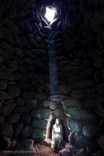 12) Nuraghe Aiga (40D_8220-21-22 HDR_2rid).jpg